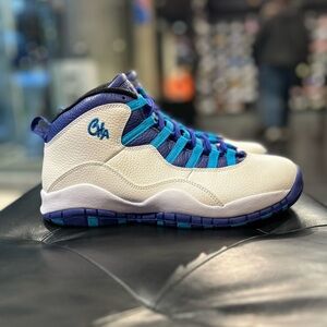Air Jordan 10 Retro Charlotte Hornets Size 9.5 Men Shoes
